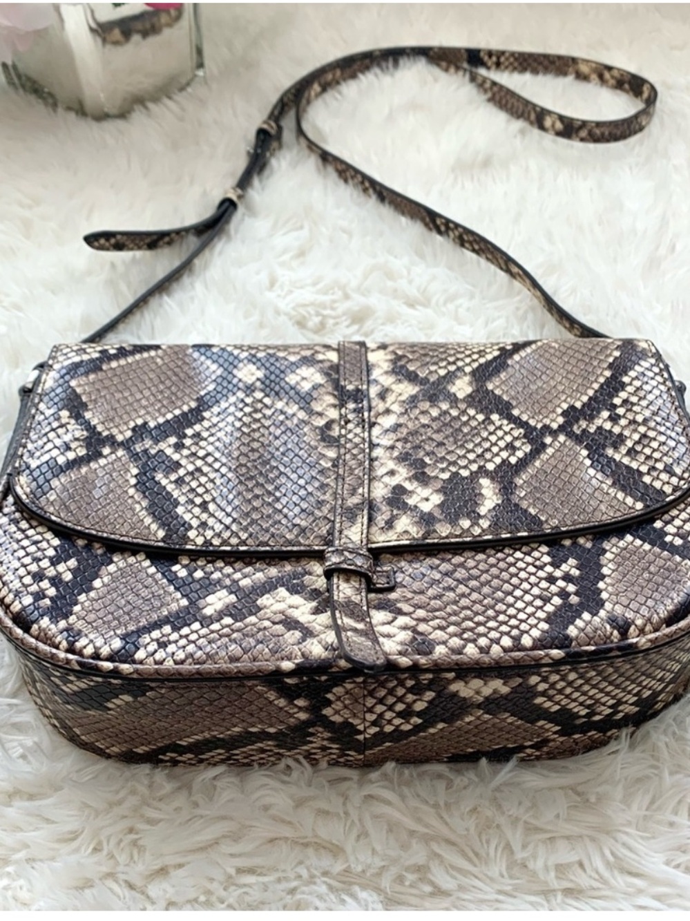 Lk New Banana Republic Snake Print Leather Crossbody purse - Picture 6 of 15